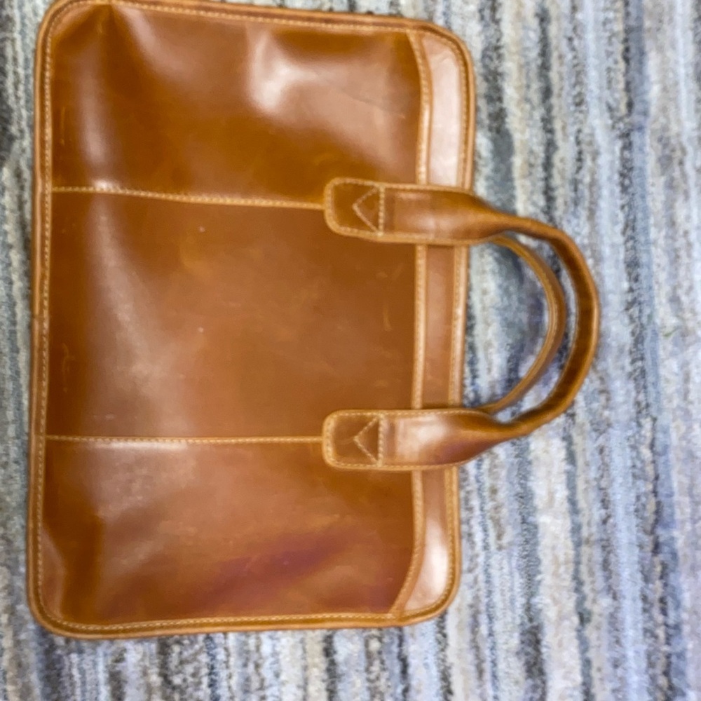 CANYON  OUTBACK LEATHER older style leather bag, no shoulder strap (fawn color)
